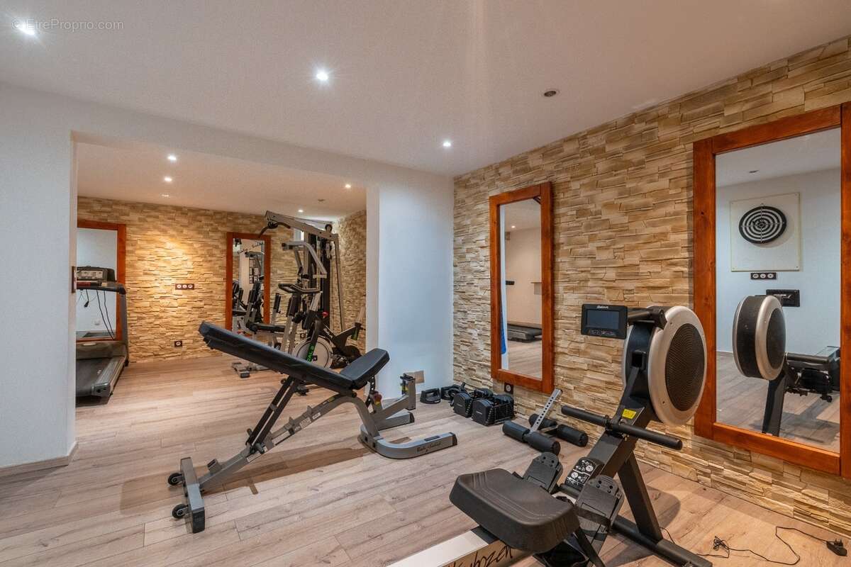 Villa contemporaine de prestige – Vue mer – Piscine chauffée & jacuzzi – Saint-Jean Grasse - photo 17