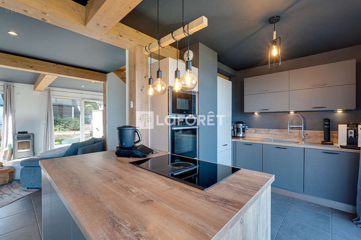Appartement à EVIAN-LES-BAINS