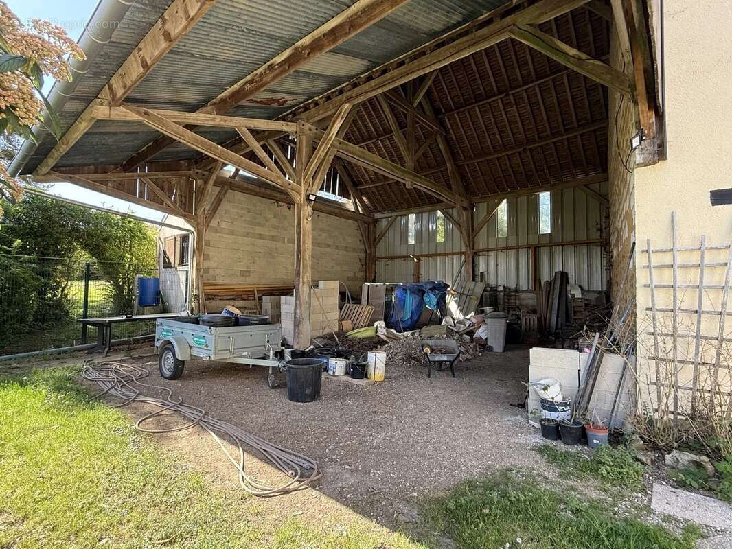 Maison à LAILLY