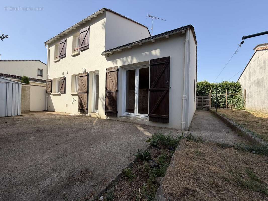 Maison 101 m² à Cholet  - photo 7