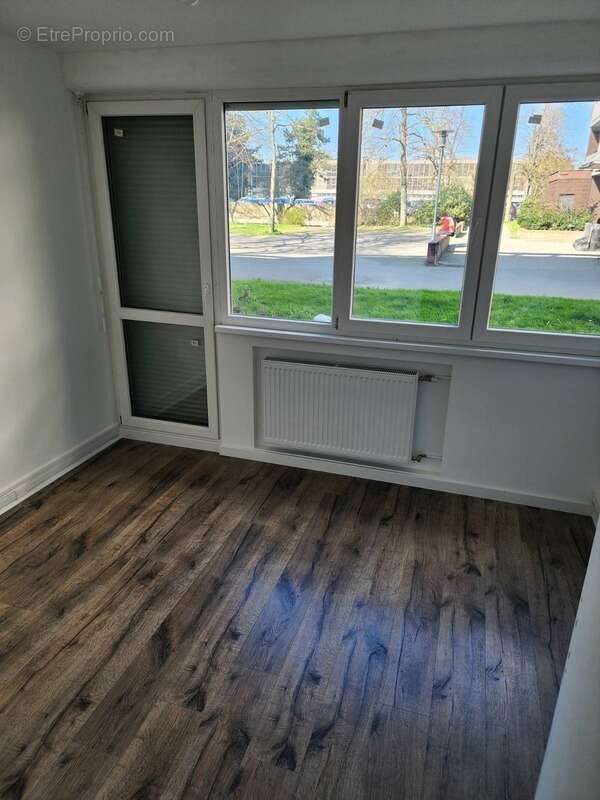 T5 rénové 84 m² – 4 chambres – Balcon – Idéal colocation ou famille – Rennes - photo 11