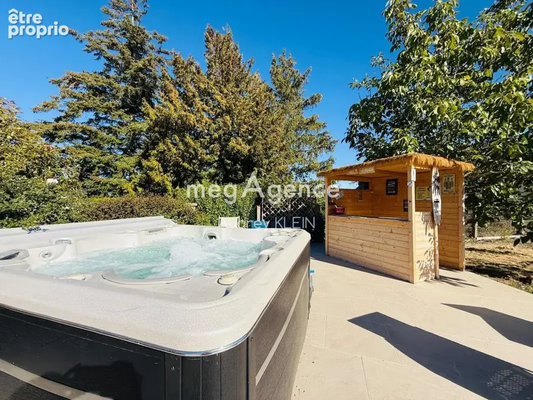 Maison coup de coeur – Piscine - Jacuzzi - Toit Cathédrale - photo 20