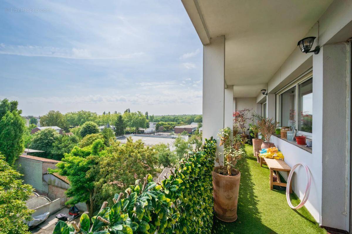 Appartement à GARCHES