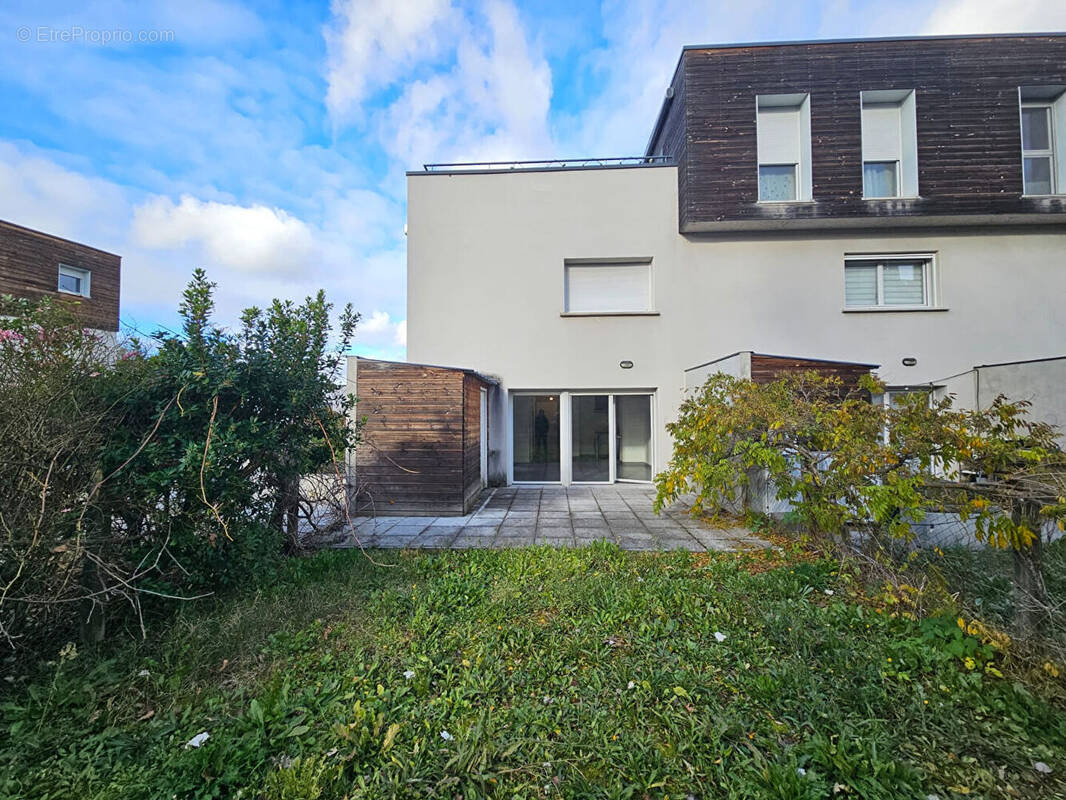 Appartement à SAINT-ORENS-DE-GAMEVILLE