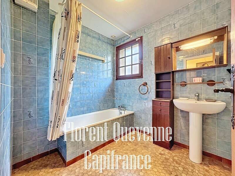 Maison à FEUGUEROLLES-BULLY