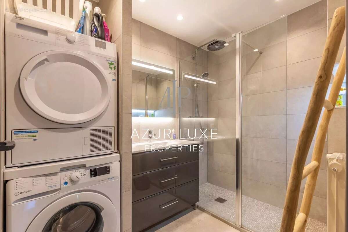 Appartement à VILLEFRANCHE-SUR-MER