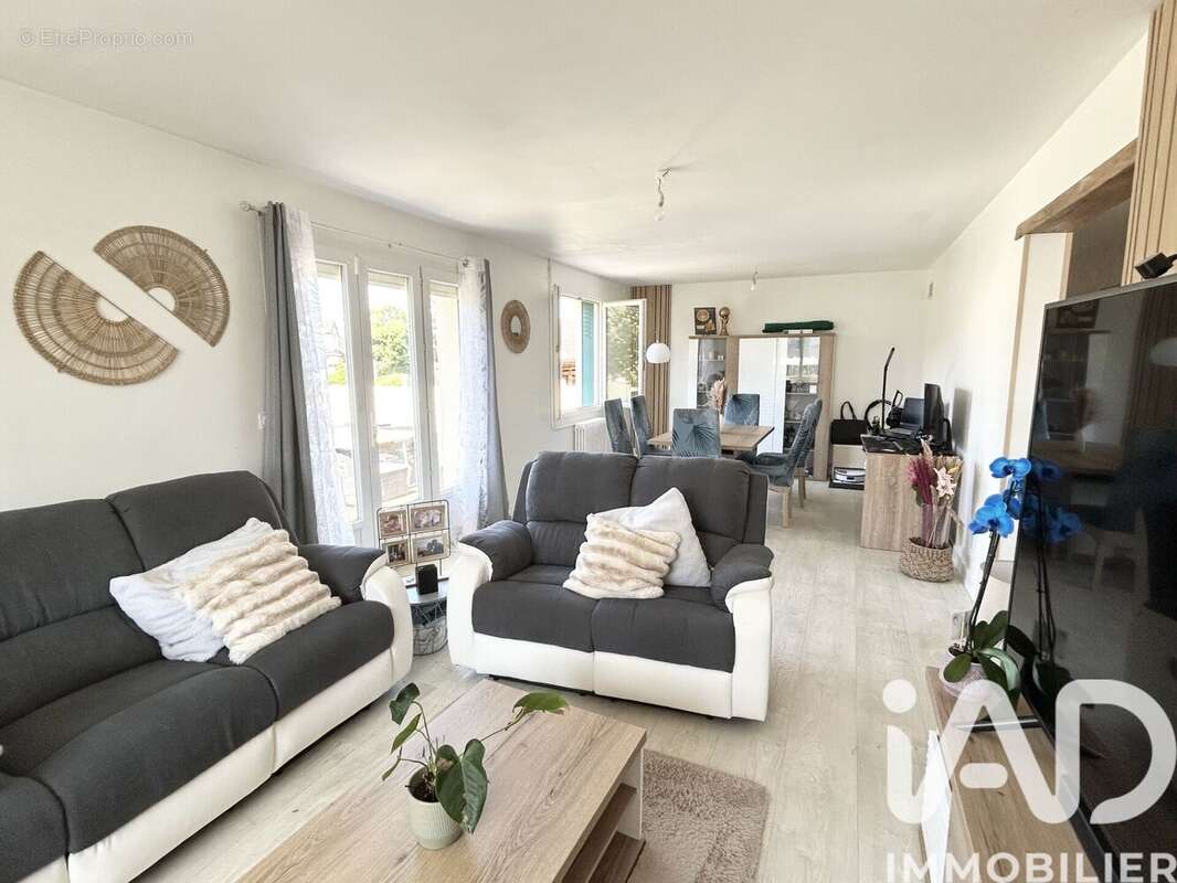 Photo 4 - Maison à CHATEAUNEUF-SUR-LOIRE