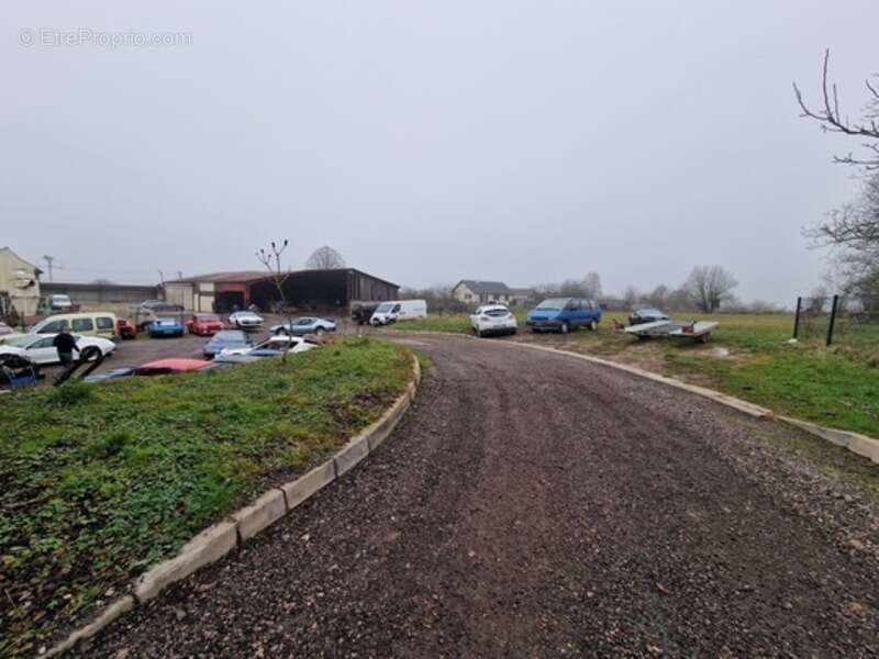 Propriete à vendre 7 pièces proche de EPINAL (88) FERME rénovée + HANGAR/GARAGE + 5000 m2 de TERRAIN - photo 14