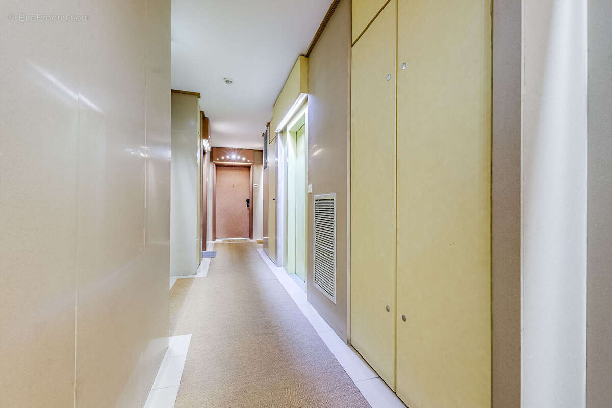 Appartement à PARIS-20E