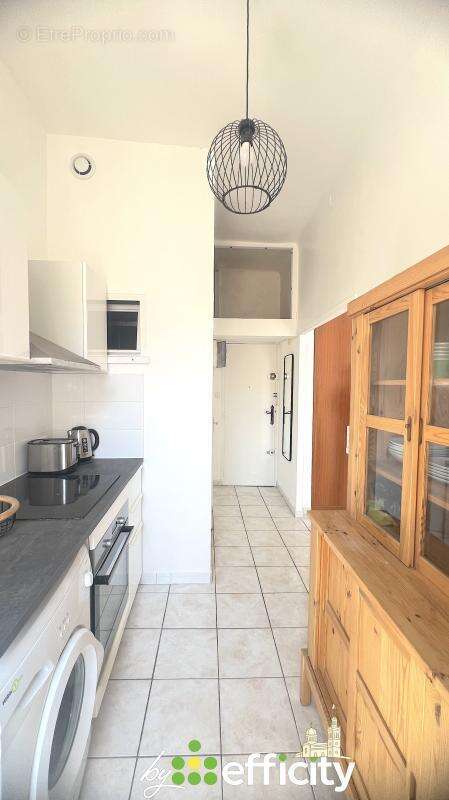 Appartement à MARSEILLE-7E