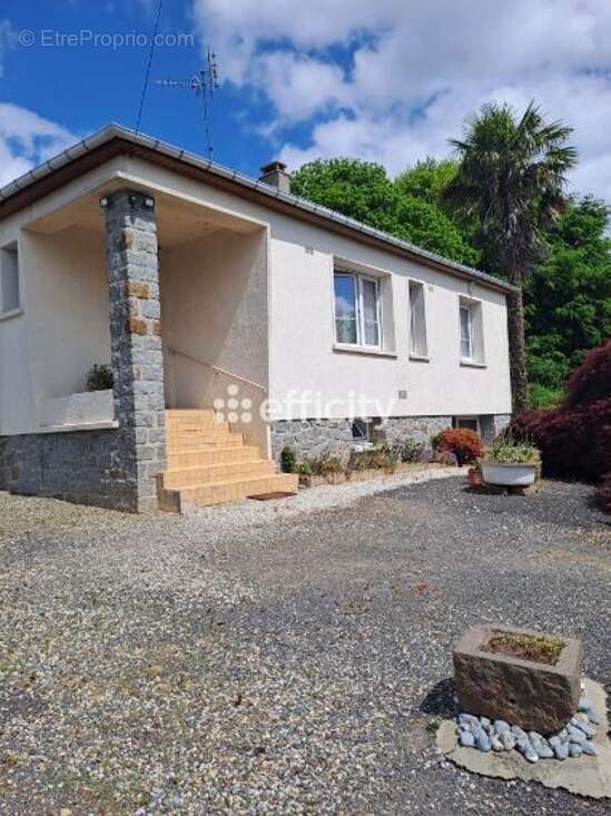 Maison à MORTAIN