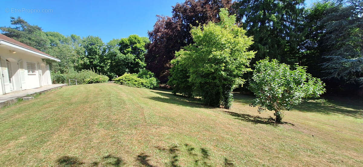 Maison 204m² à bourg-en-bresse - photo 8