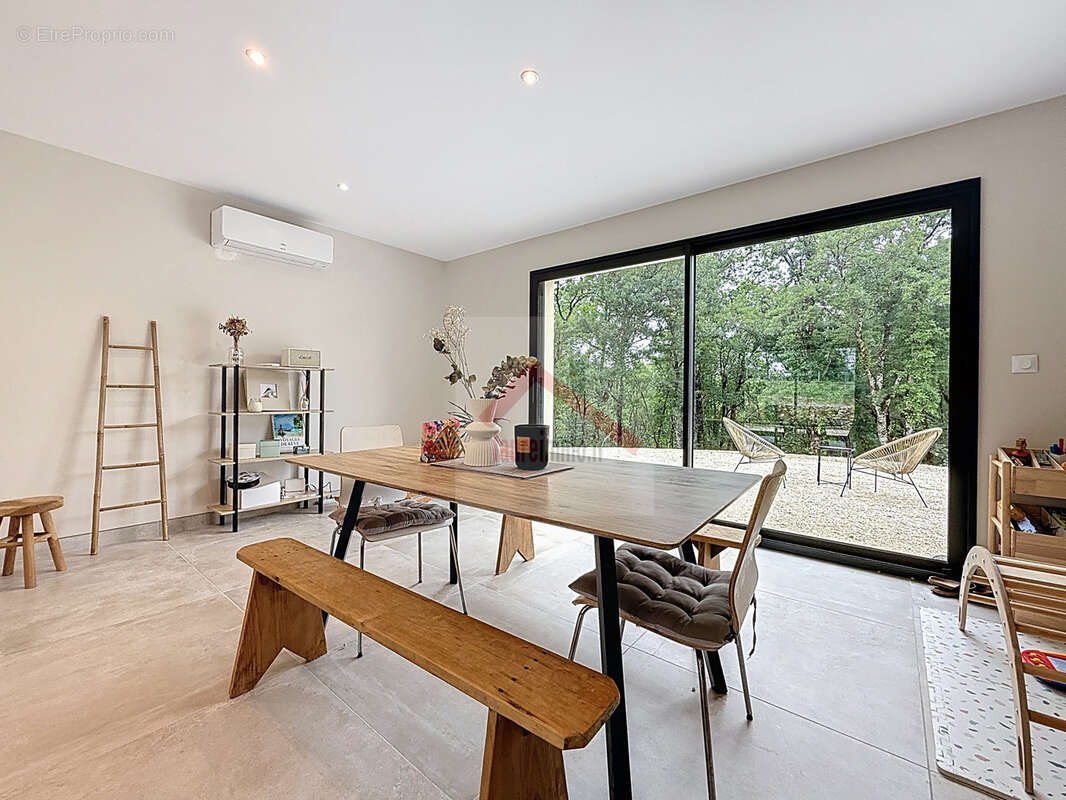 Maison à LA CASSAGNE