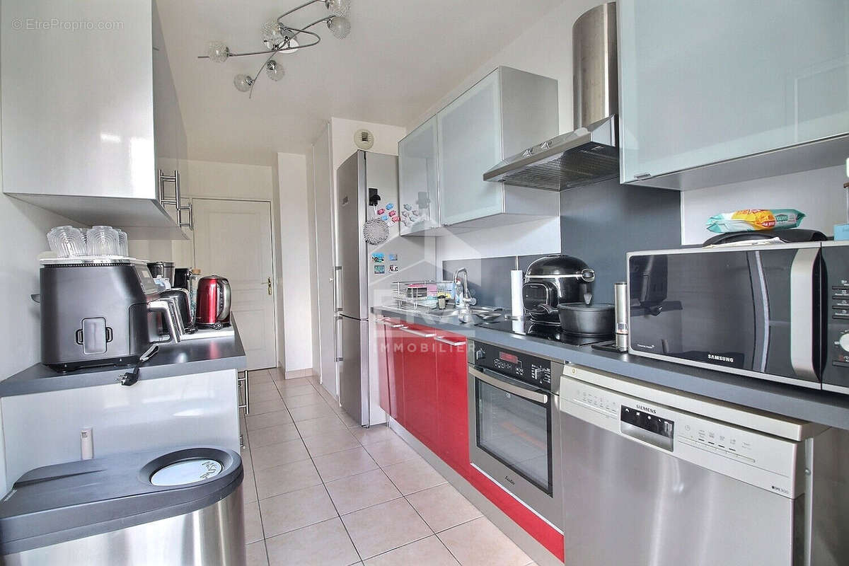 Appartement à LE PLESSIS-ROBINSON