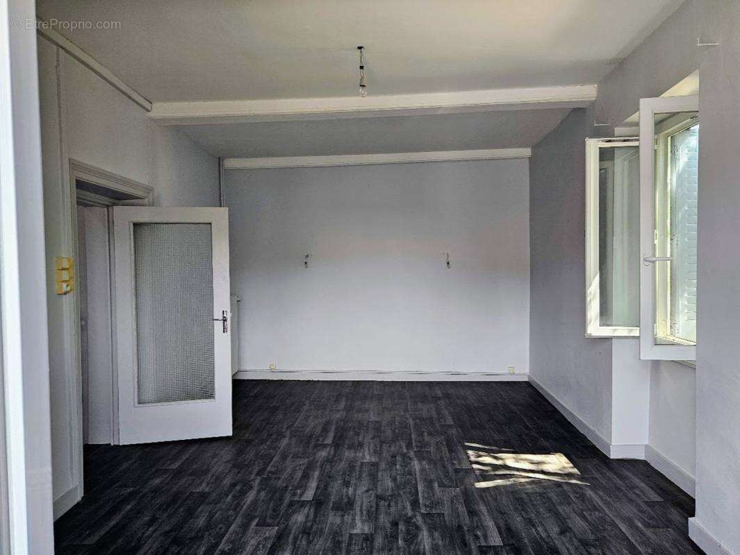 Maison - 100 m² hab - 3 chambres - Garage + extérieur - Vertaizon - photo 8