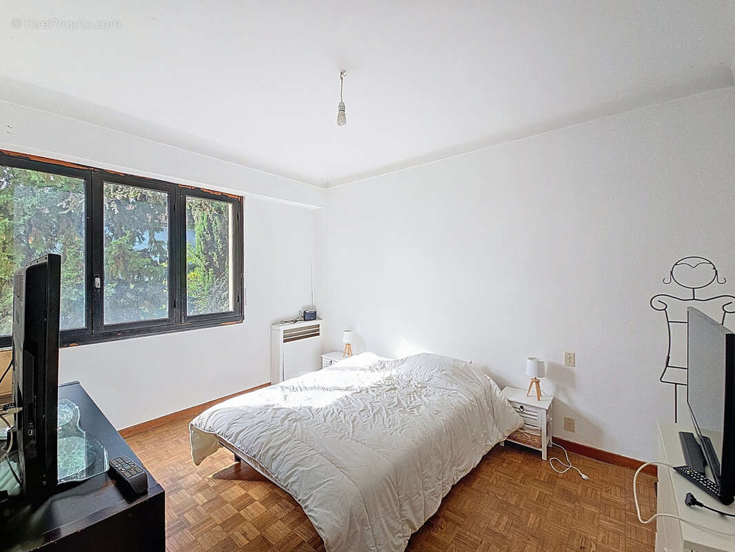 Appartement à VENCE