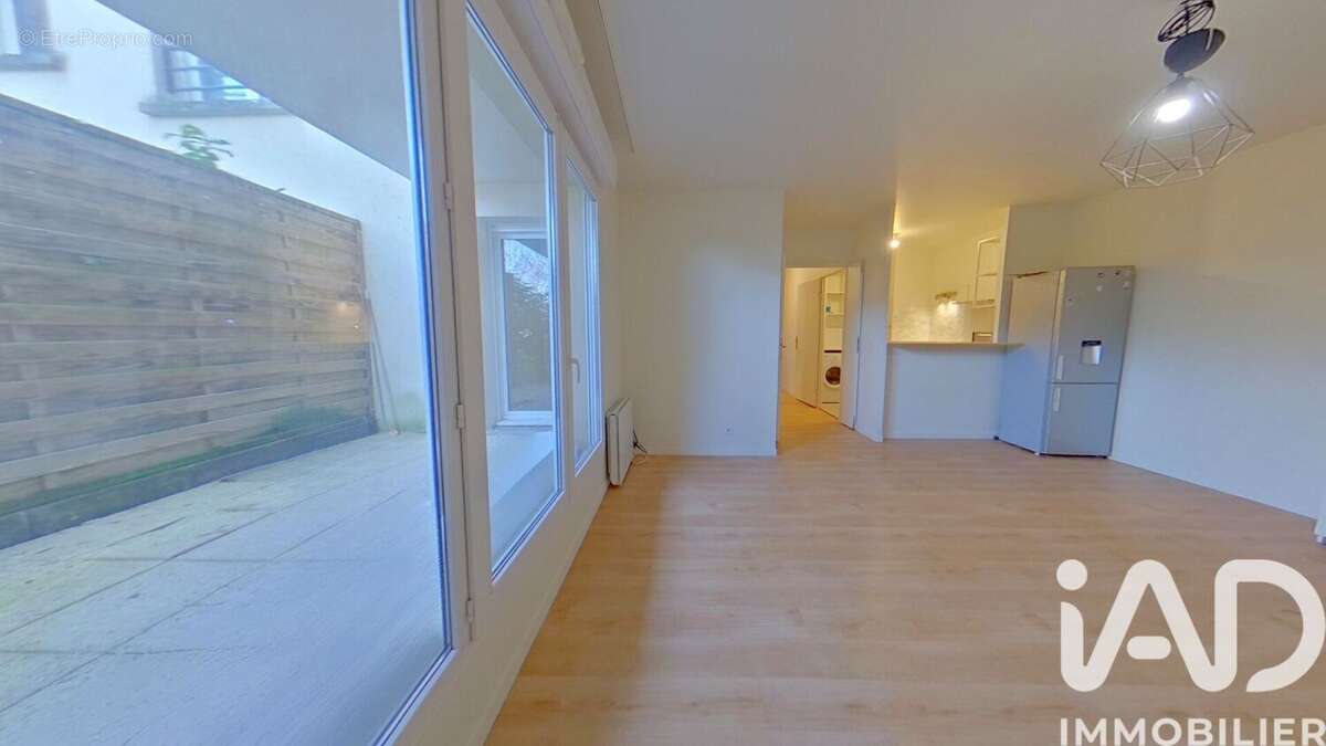 Photo 2 - Appartement à COMBS-LA-VILLE