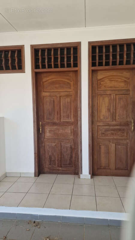 Maison à REMIRE-MONTJOLY