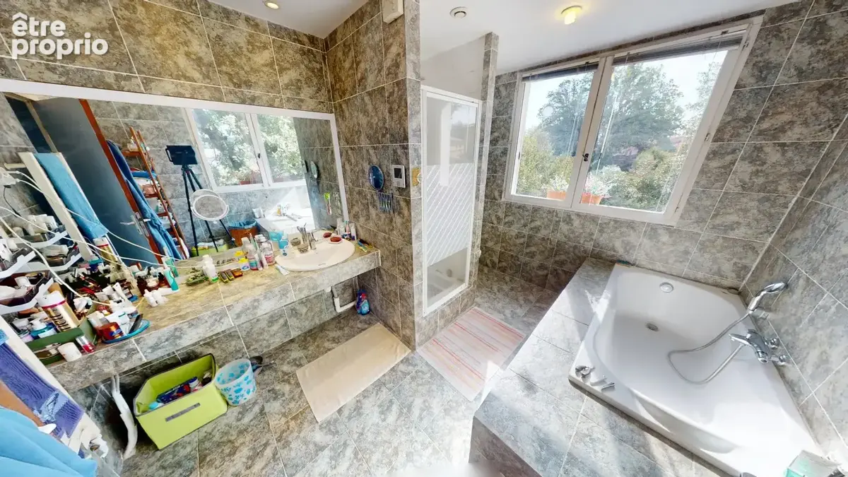 VILLA individuelle avec piscine 5 PIECES à LA GAUDE - photo 16