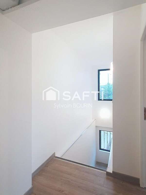 Photo 8 - Maison à PARCIEUX