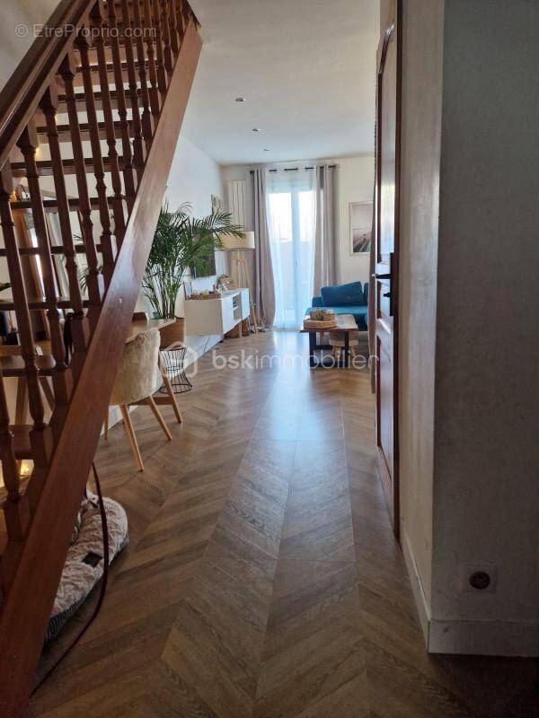 Maison à CLAYE-SOUILLY