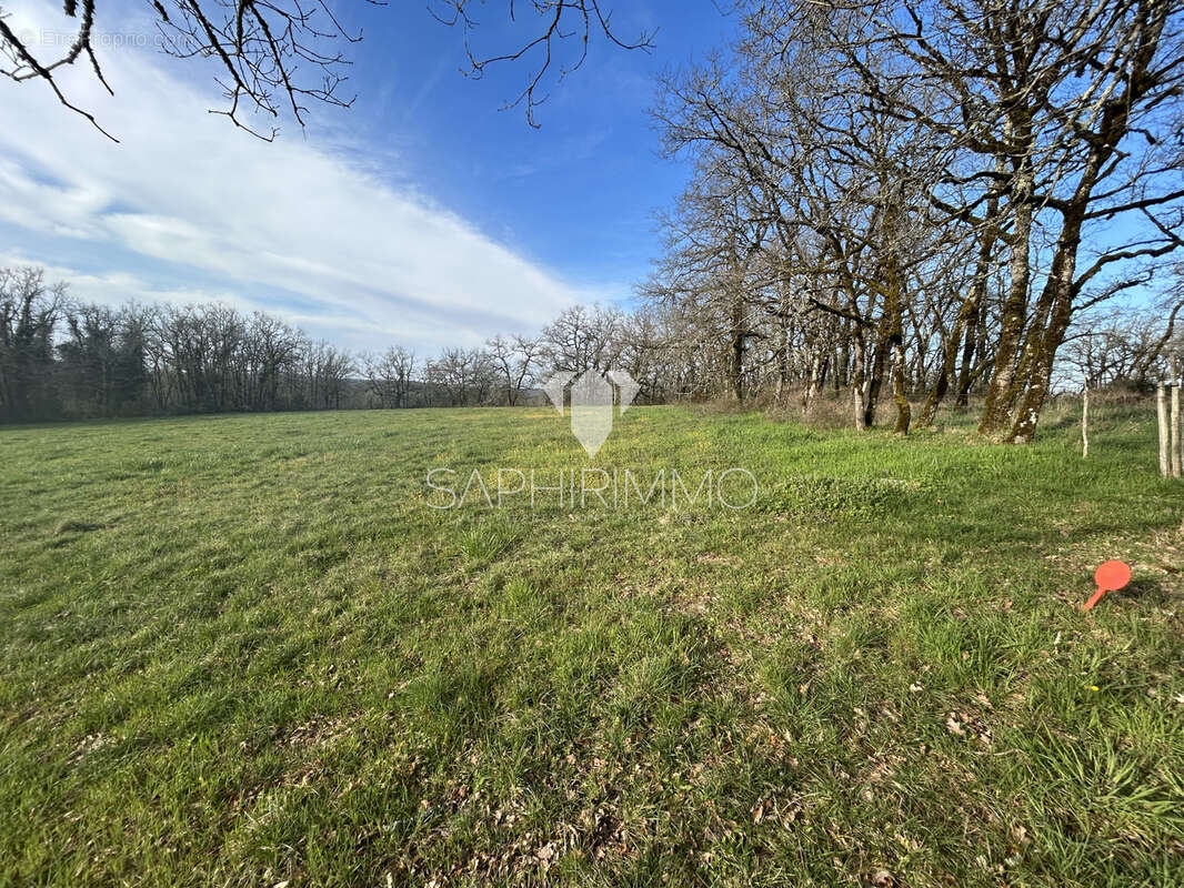 Terrain à CRESSENSAC