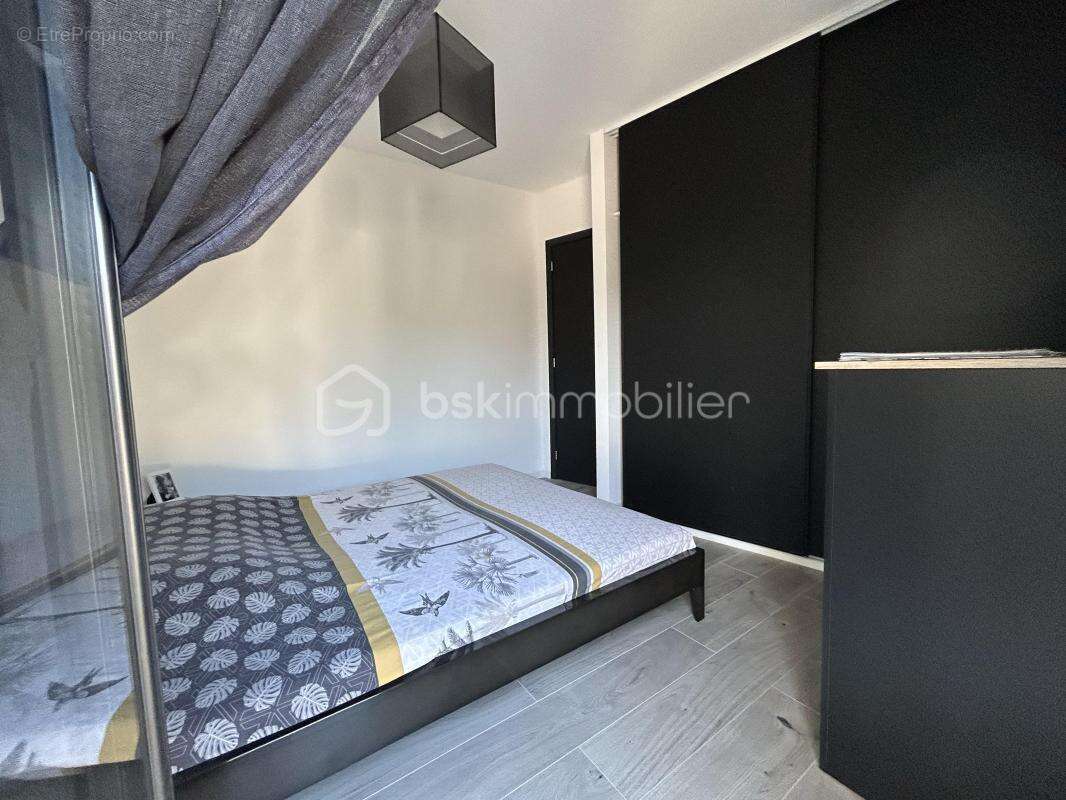 Maison à CAUSSE-DE-LA-SELLE