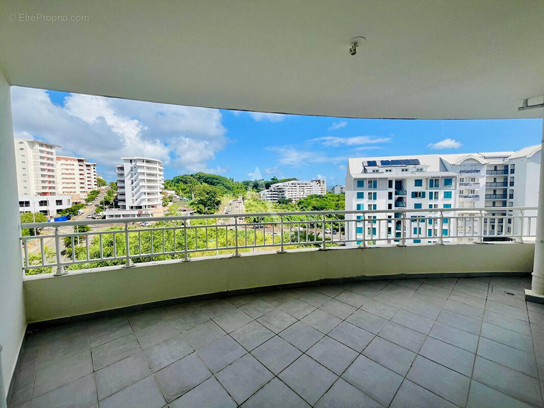 Appartement à FORT-DE-FRANCE