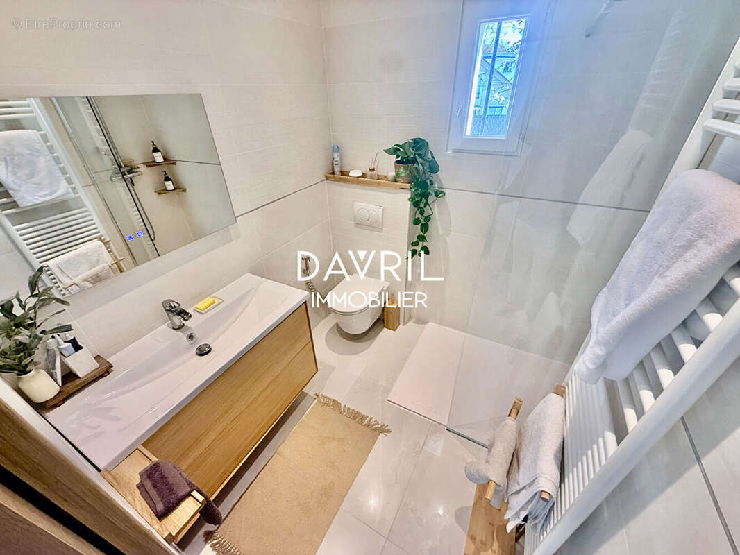 Maison à CONFLANS-SAINTE-HONORINE