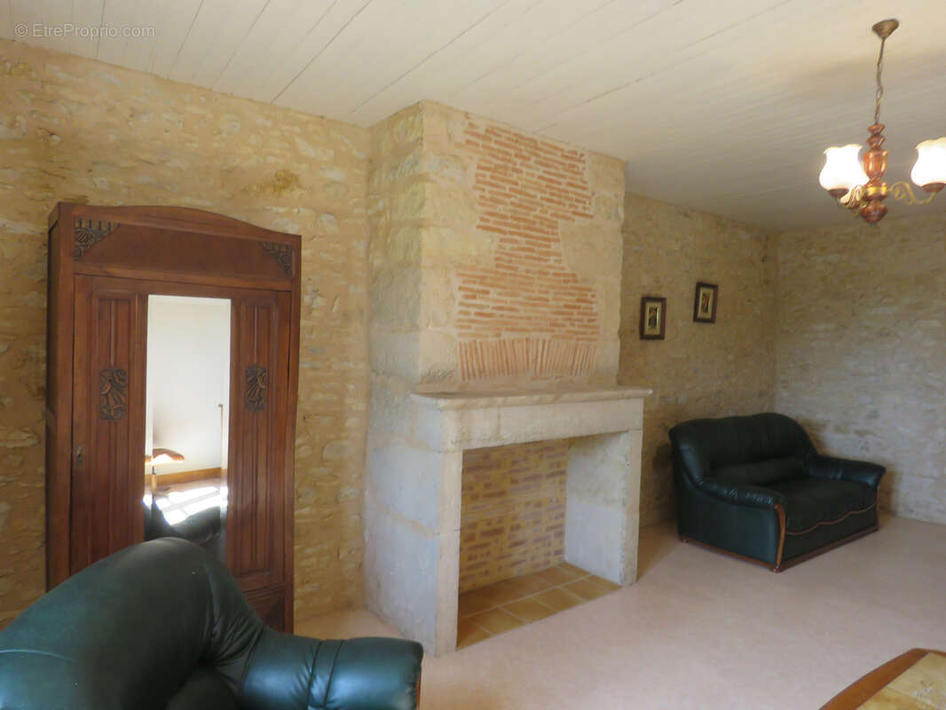 Maison à GRANGES-D'ANS
