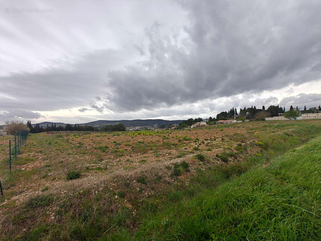 Terrain à LIMOUX