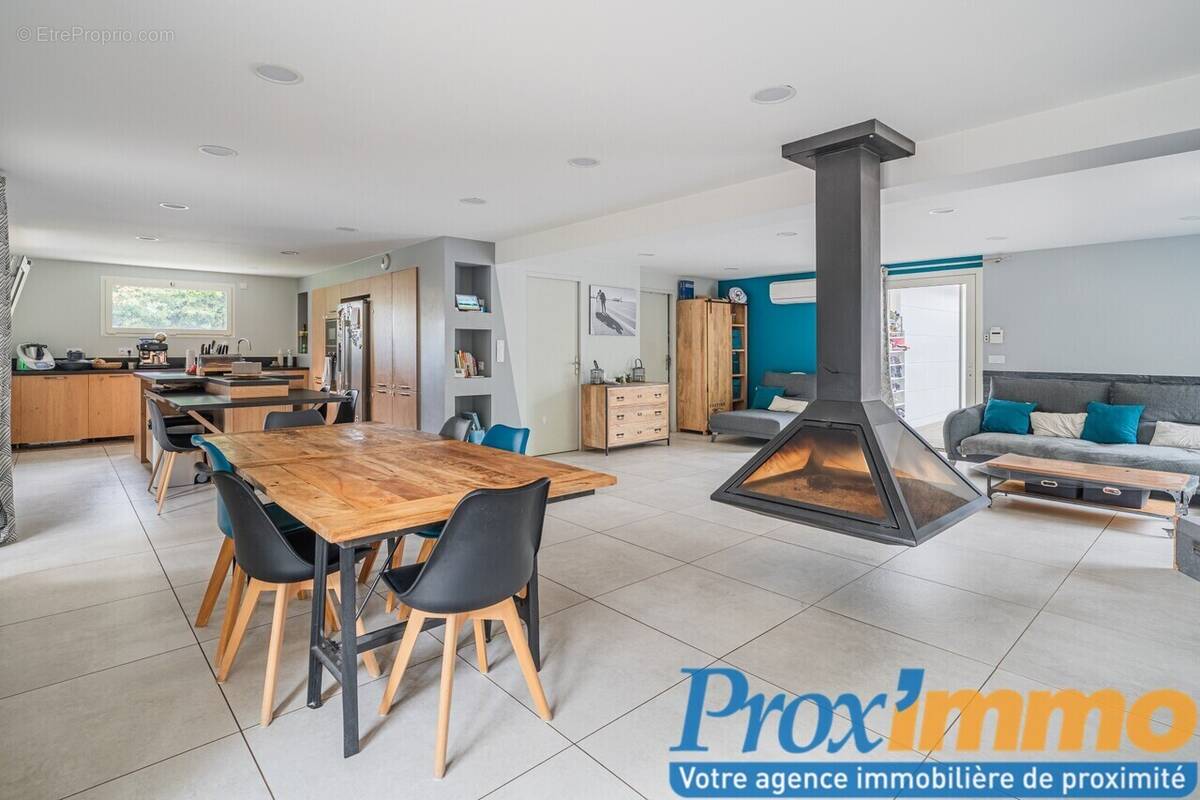 Maison à FONTANIL-CORNILLON