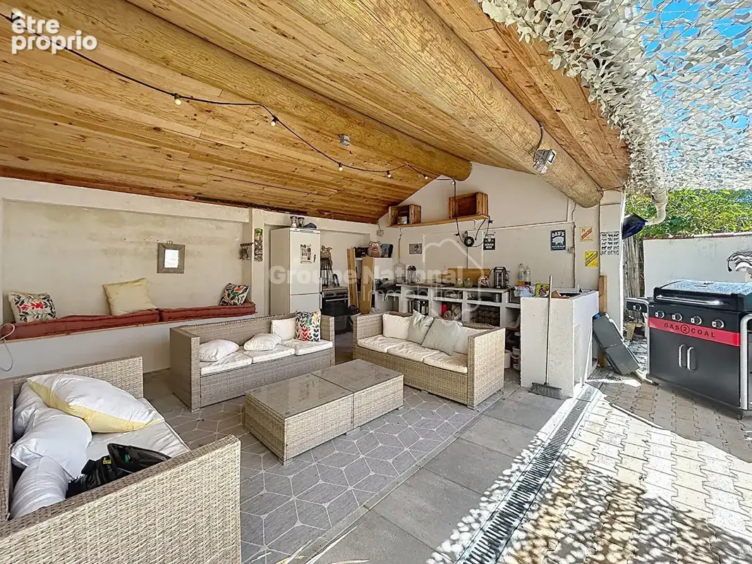 VÉDÈNE ?EXCLUSIVITE  Maison 146 m² ? 4 chambres ? Piscine ? Terrain 600 m² - photo 2