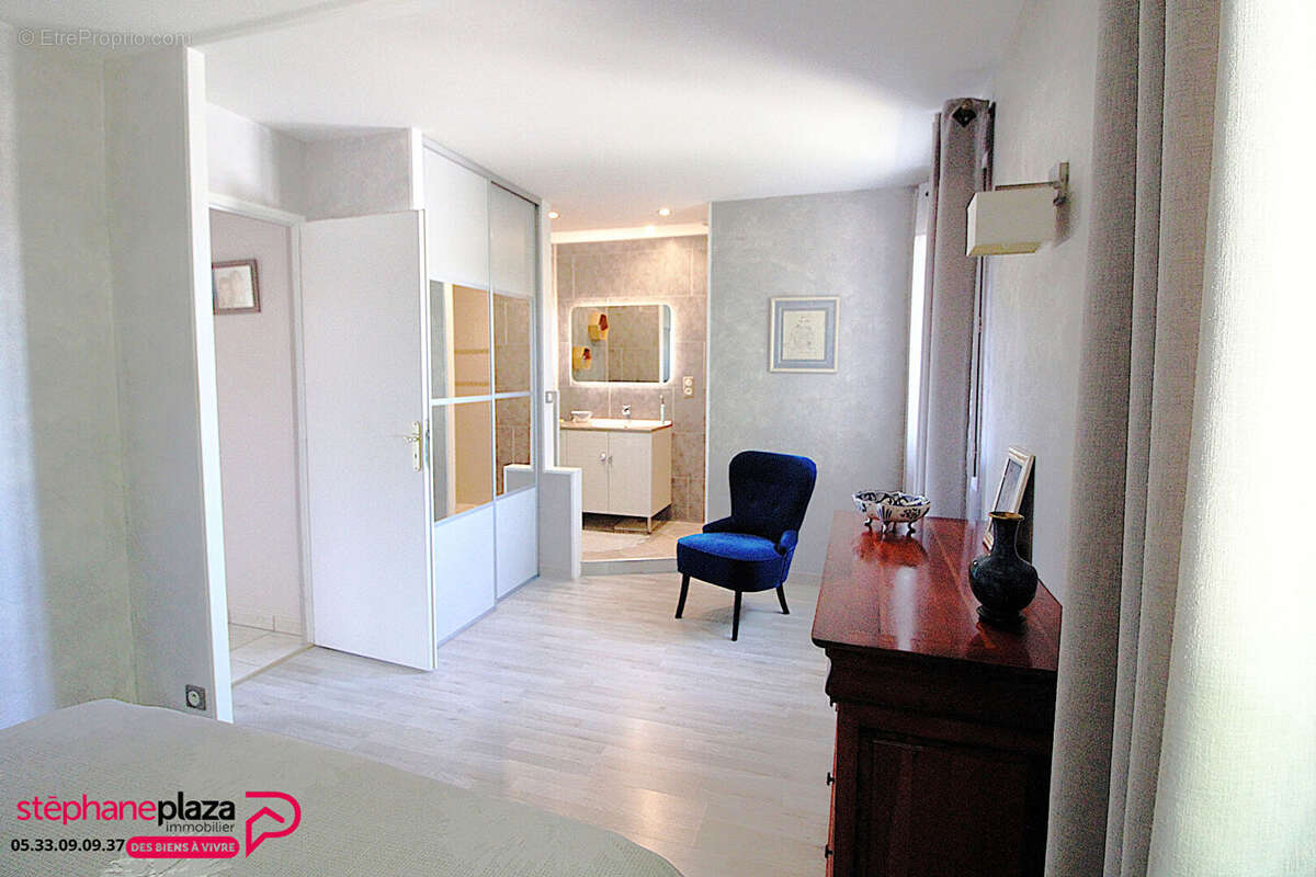 Maison Villenave d'Ornon - 5 pièce(s) - 135 m2 - photo 4