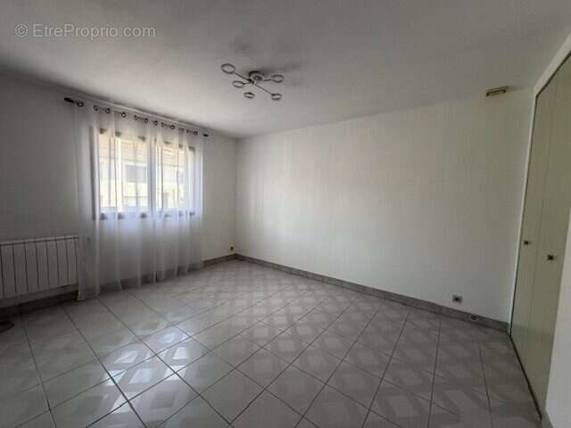 Maison à LE BLANC-MESNIL