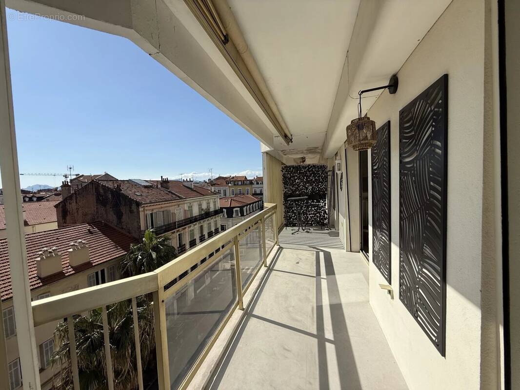 Appartement à CANNES