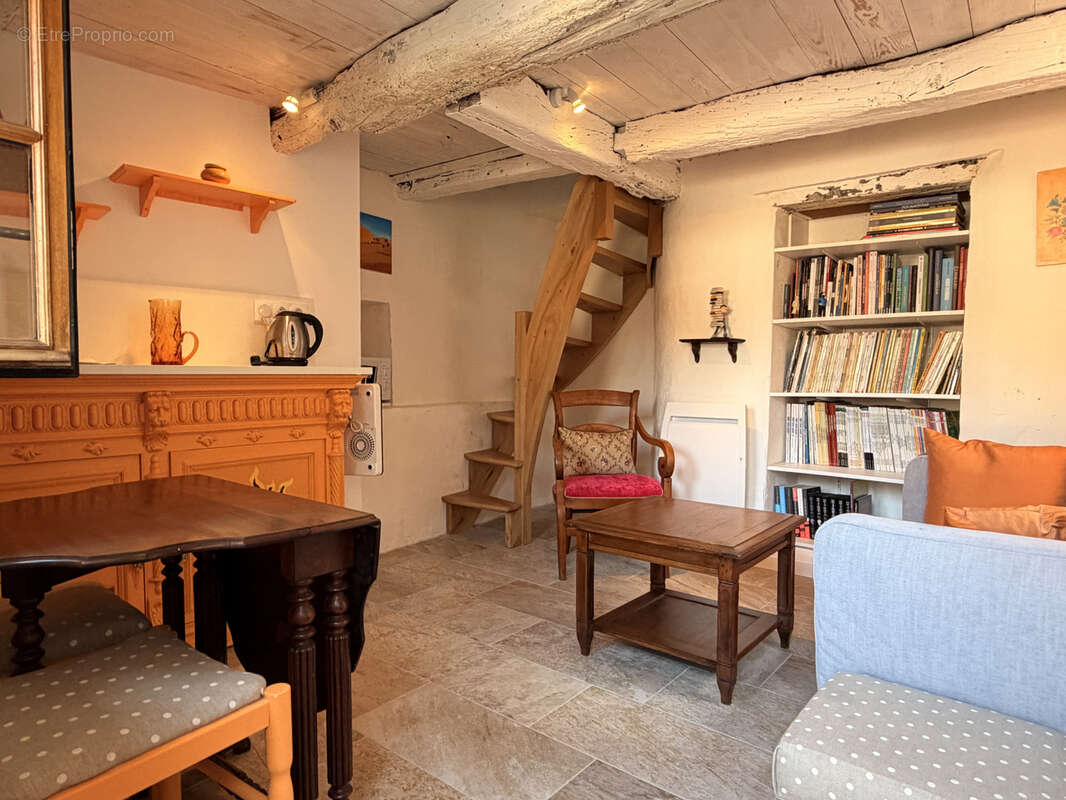 Maison en pierre avec cour au centre de Cajarc - photo 18