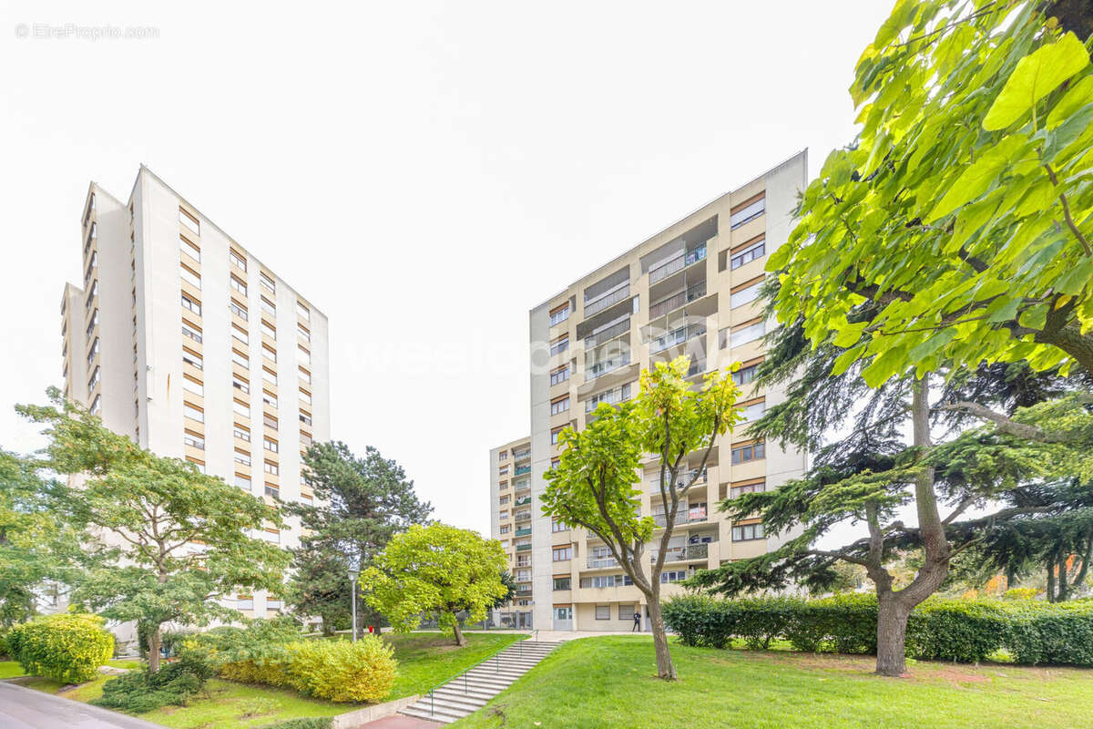 Appartement à SAINT-OUEN-L&#039;AUMONE