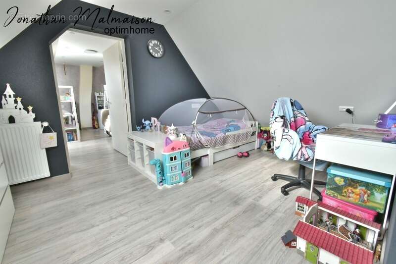 Charmante maison entièrement rénovée – 4 chambres – Terrain clos – proche Évreux - photo 12