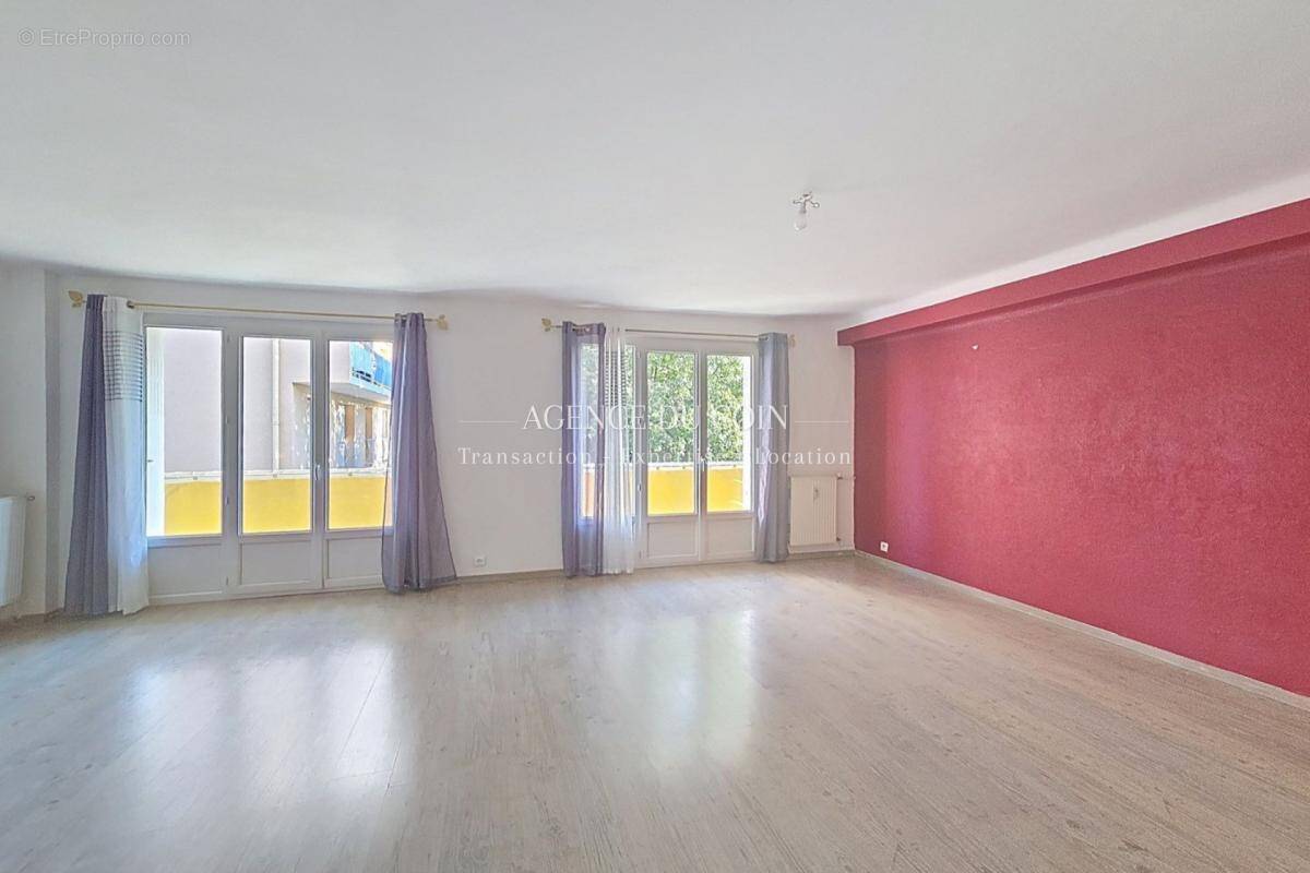 Appartement à DRAGUIGNAN