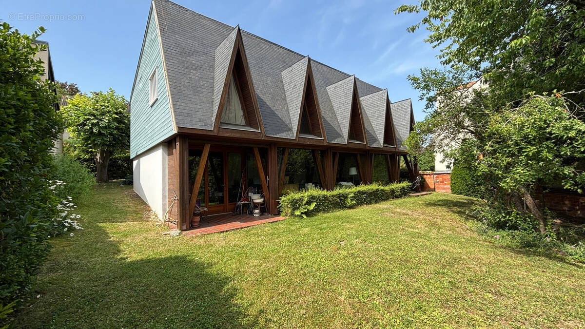 Maison à SAINT-GERMAIN-EN-LAYE