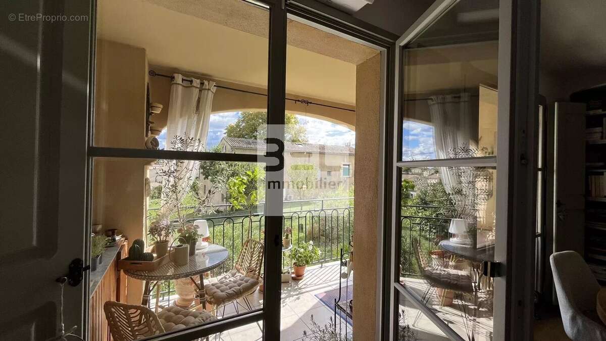 Appartement à UZES