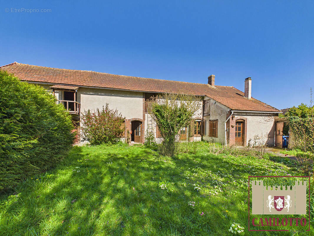 Maison à CHAUDON