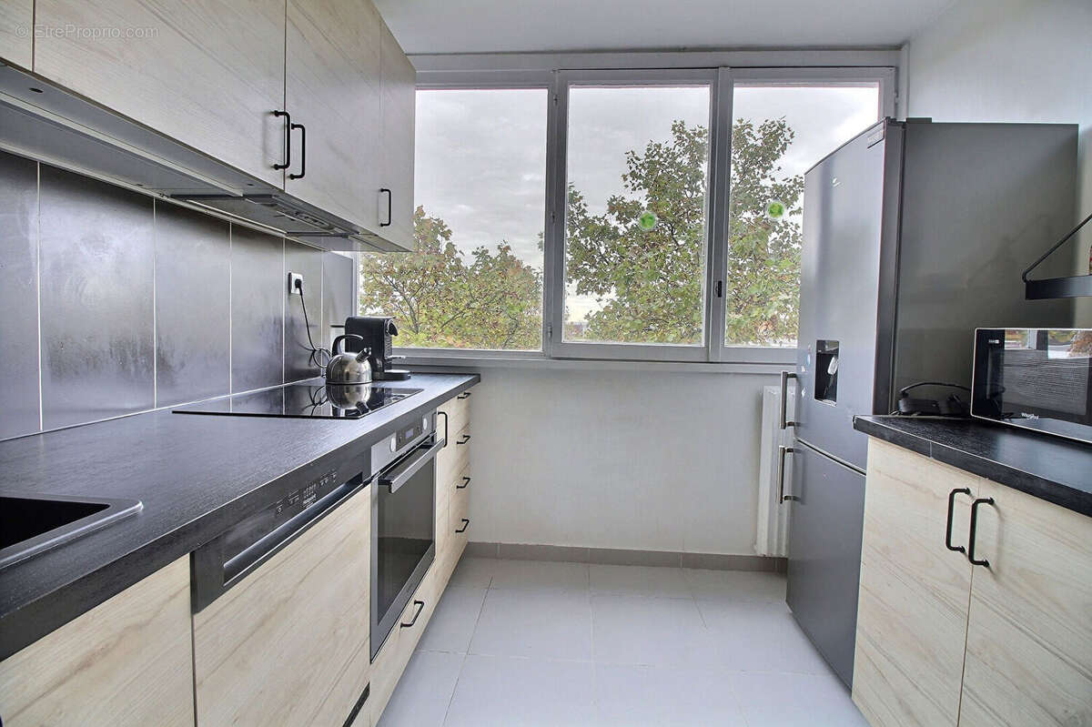 Appartement à COLOMBES