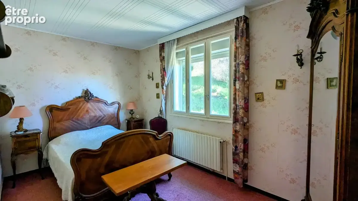 CARCES - Villa sur 3.691m² proche centre - photo 9