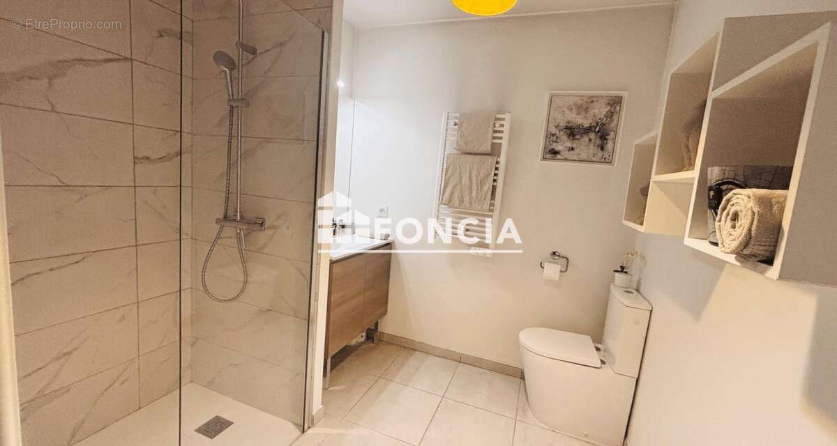 Appartement à SIX-FOURS-LES-PLAGES