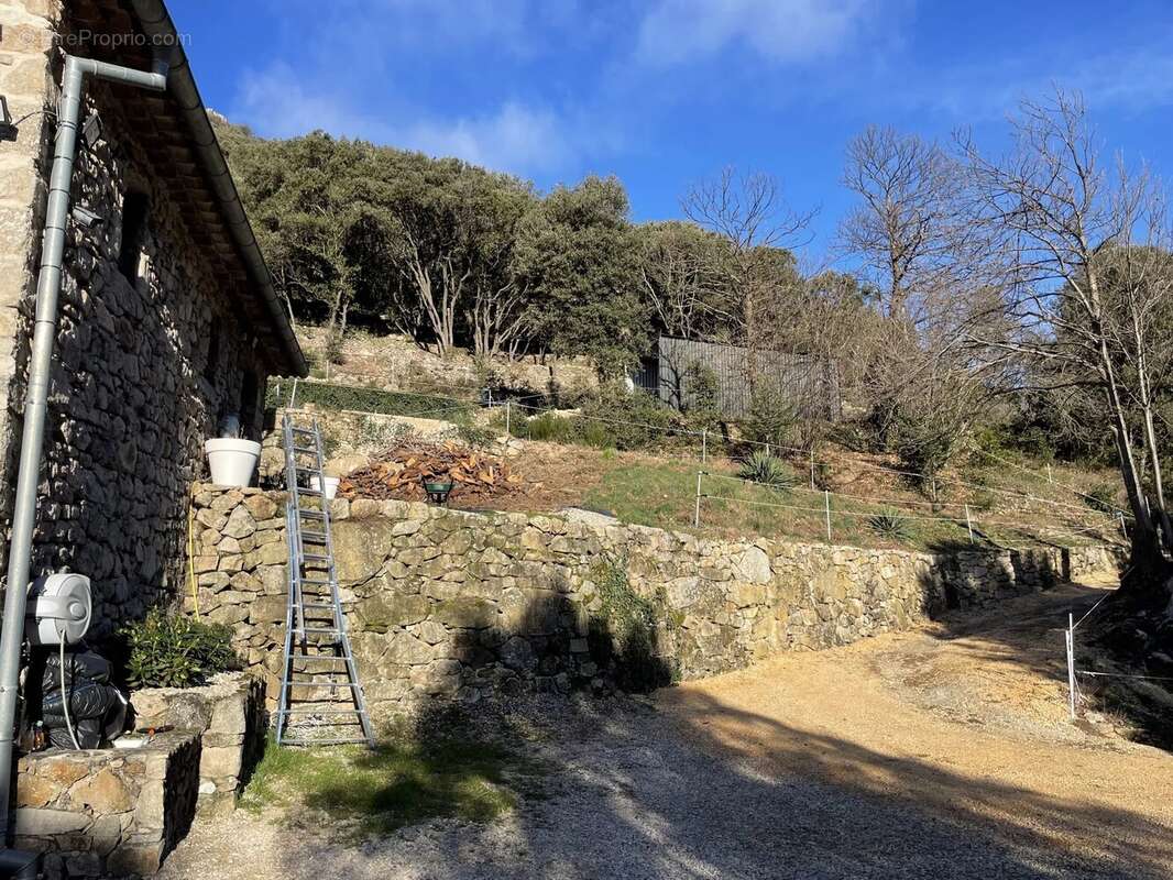 Maison à SOUDORGUES