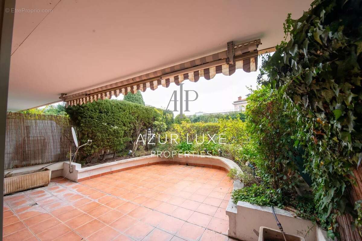 Appartement à BEAULIEU-SUR-MER