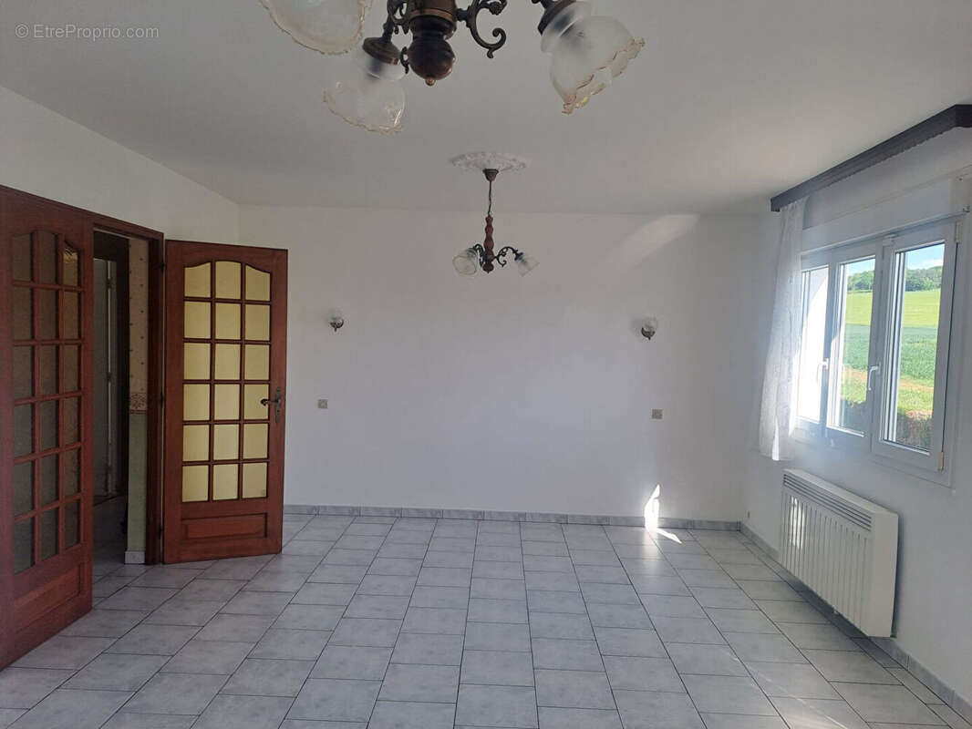 Maison à SIVRY-SUR-MEUSE