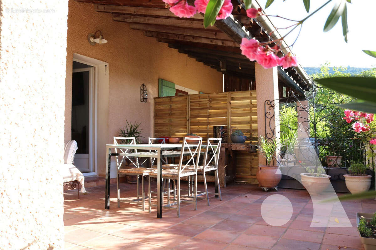 Maison à LE CANNET-DES-MAURES